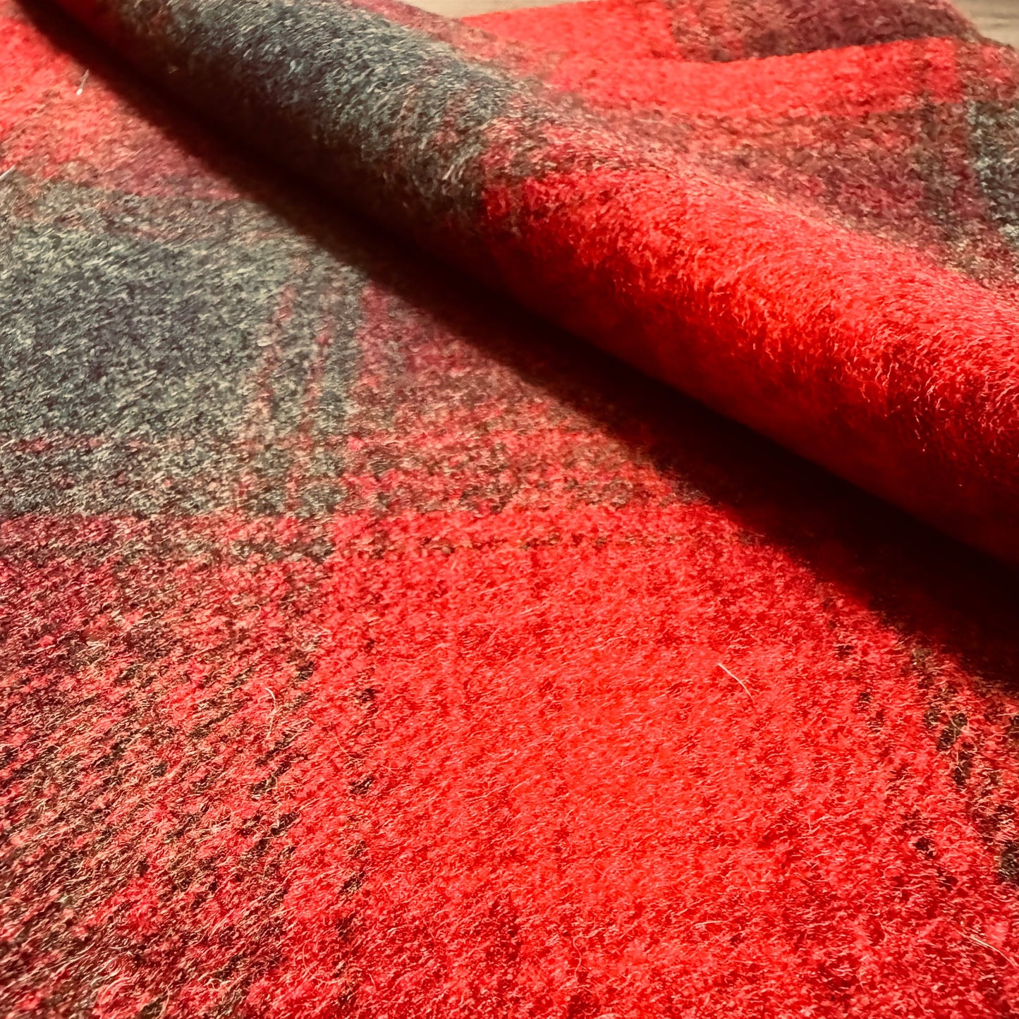 Swell 2.5L - Pendleton Mackinaw 100% Wool - Red/Brown