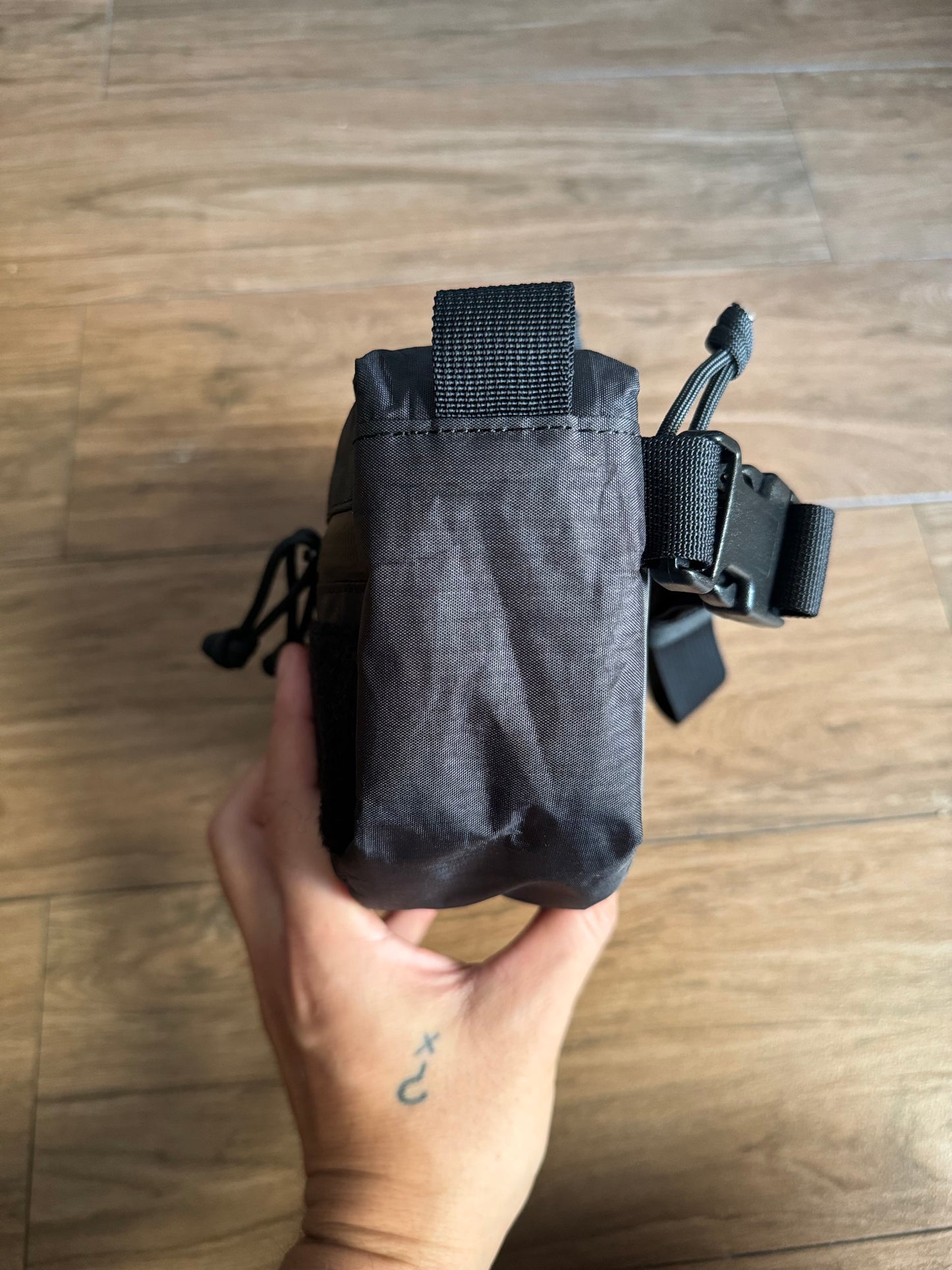 Flow 2L - Dyneema Black
