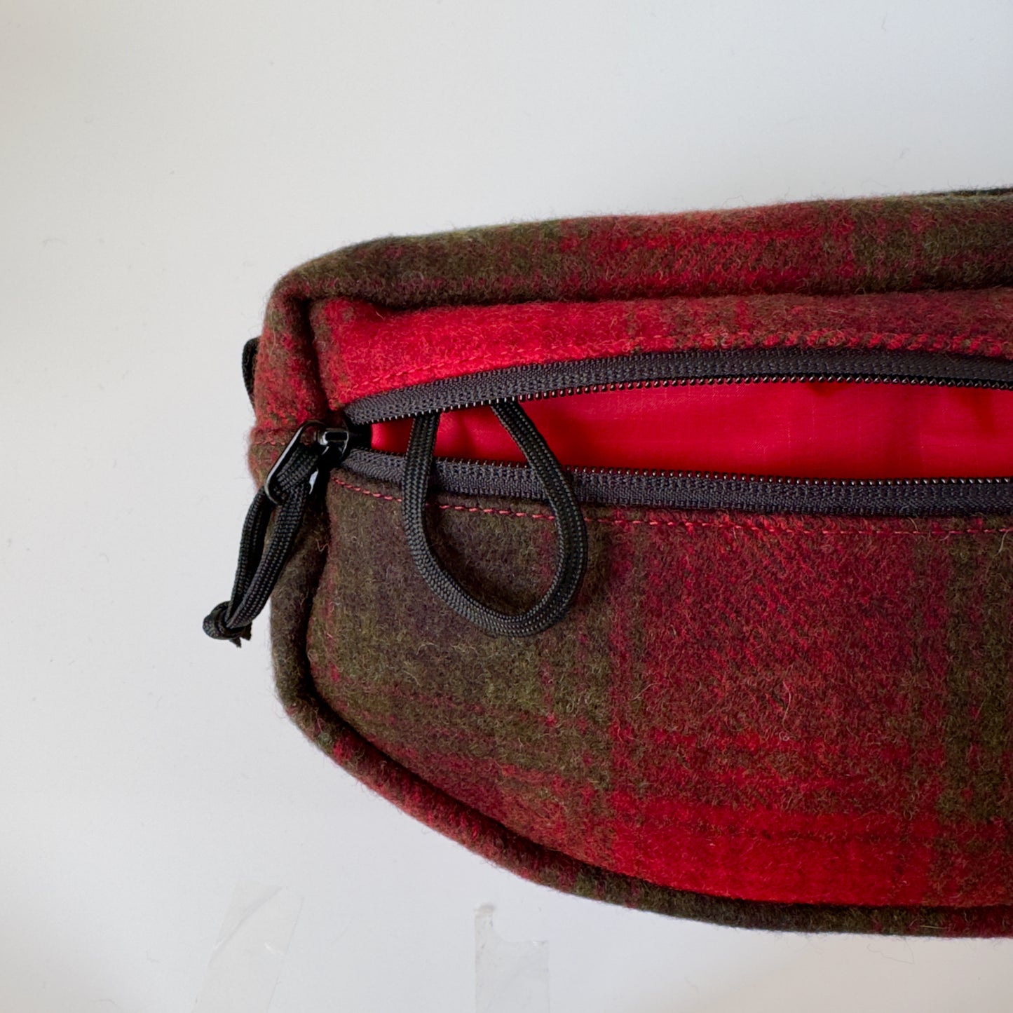 Swell 2.5L - Pendleton Mackinaw 100% Wool - Red/Brown